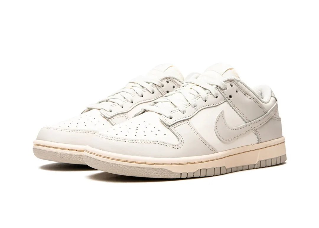 Nike Dunk Low Sail Light Bone - PLUGSNEAKRS