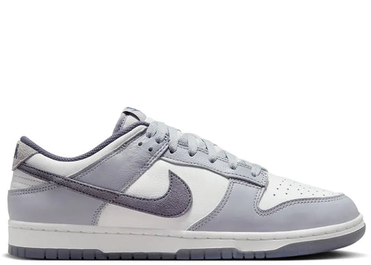 Nike Dunk Low SE Light Carbon - PLUGSNEAKRS