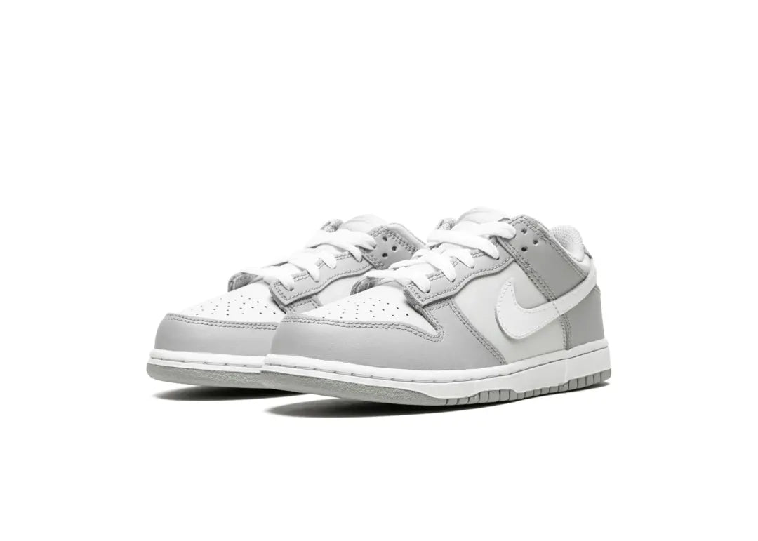 Nike Dunk Low în două tonuri gri (PS)