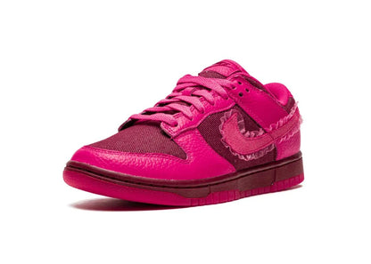 Nike Dunk Low Valentine's Day