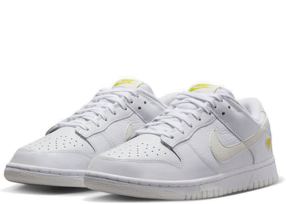 Nike Dunk Low Coração Amarelo