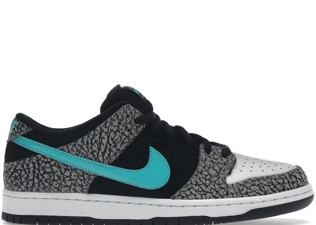 Nike SB Dunk Low atmos Elephant