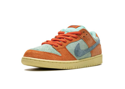 Nike SB Dunk Low Laranja Emerald Rise