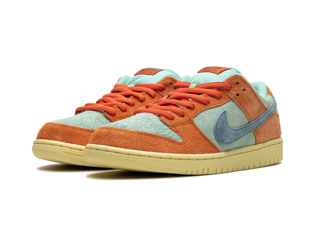 Nike SB Dunk Low Laranja Emerald Rise