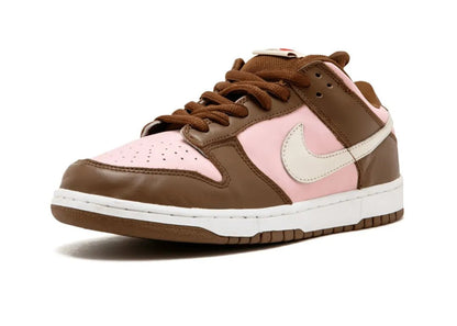 Nike SB Dunk Low Stussy Cherry